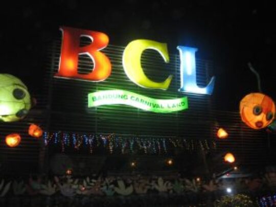 Wisata Bandung – Bandung Carnival Land