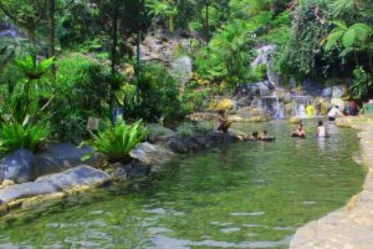 Pemandian Air Panas Ciater, Kawasan Asyik Untuk Menghabiskan Waktu Bersama Keluarga