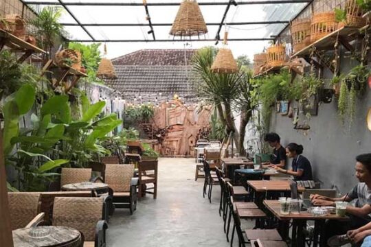 32 Cafe Di Malang Modern