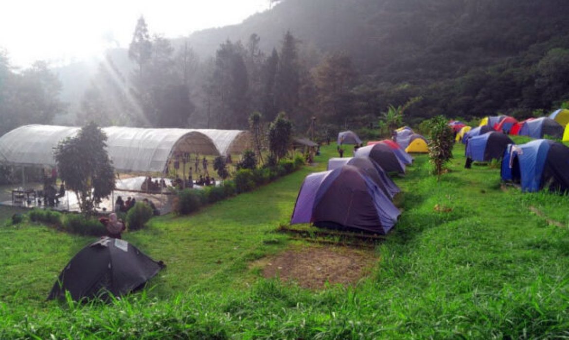 16 Tempat Camping Di Bogor Untuk Kamu Dan Keluarga