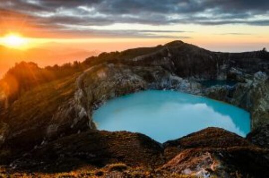 Rekreasi Pulau Flores – Danau Kelimutu