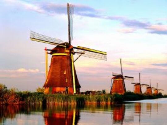 10 Daerah Wisata Di Belanda Yang Wajib Dikunjungi