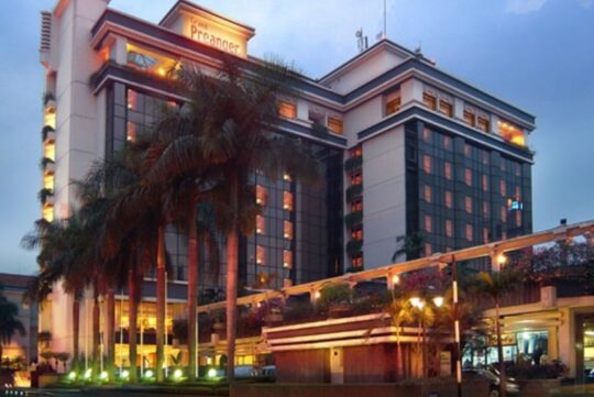 Lokasi Strategis Dan Fasilitas Glamor, Ini Usulan Daftar Hotel Bintang 5 Di Bandung