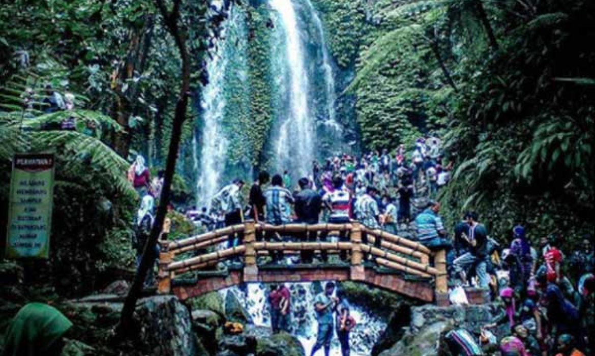 Air Terjun Jumog Karanganyar