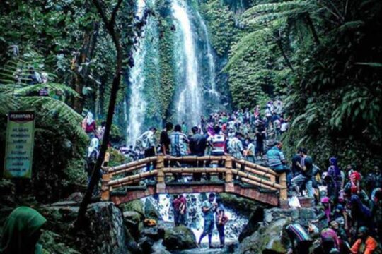 Air Terjun Jumog Karanganyar