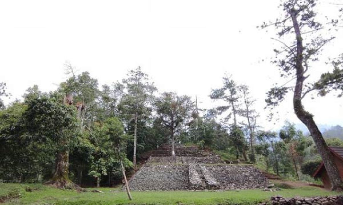 Candi Kethek Karanganyar