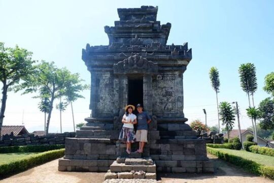Candi Pringapus Temanggung