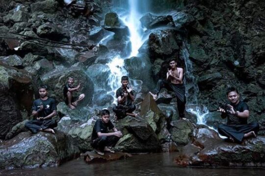 Curug Rino Watu Hanoman