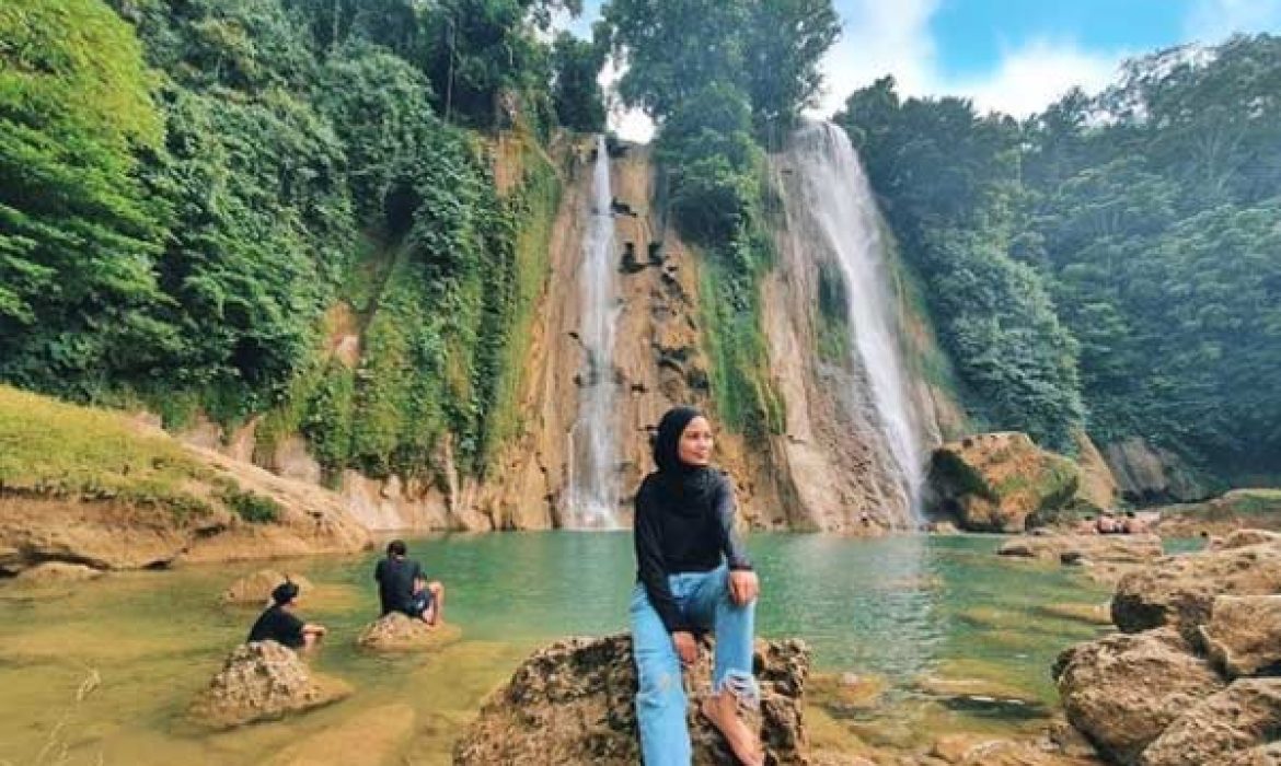 Curug Cikaso Sukabumi