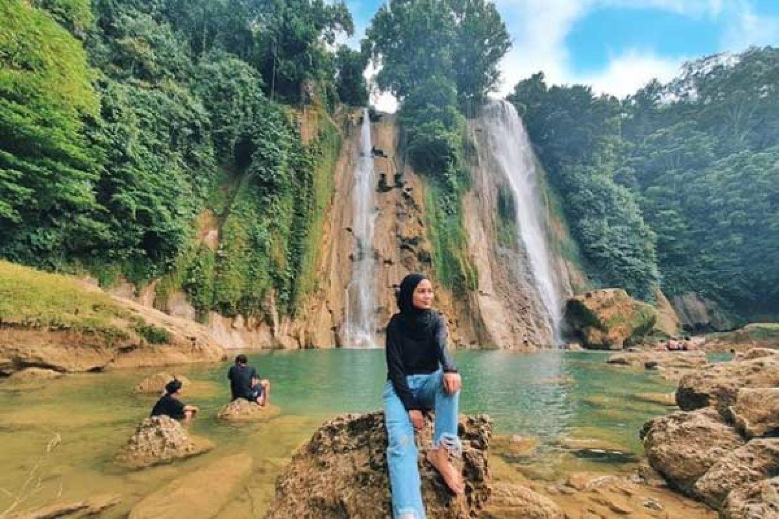 Curug Cikaso Sukabumi