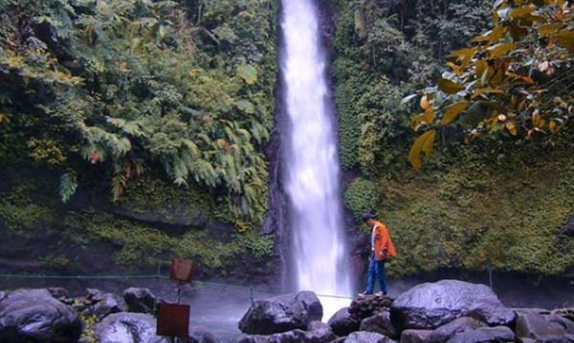 Curug Sawer Sukabumi