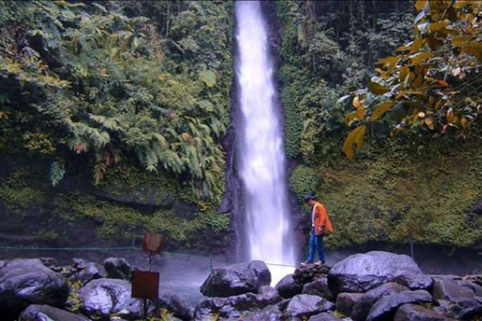 Curug Sawer Sukabumi