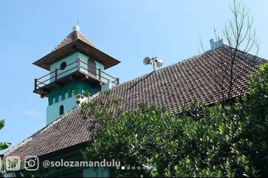 Tabrak Merdeka Solo