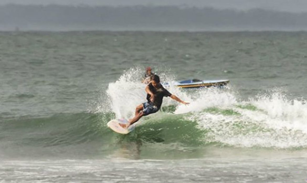 Pantai Watu Karas