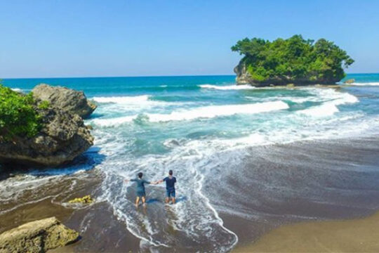 Pantai Madasari Pangandaran