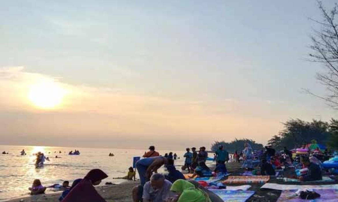 Pantai Ngebum Kendal