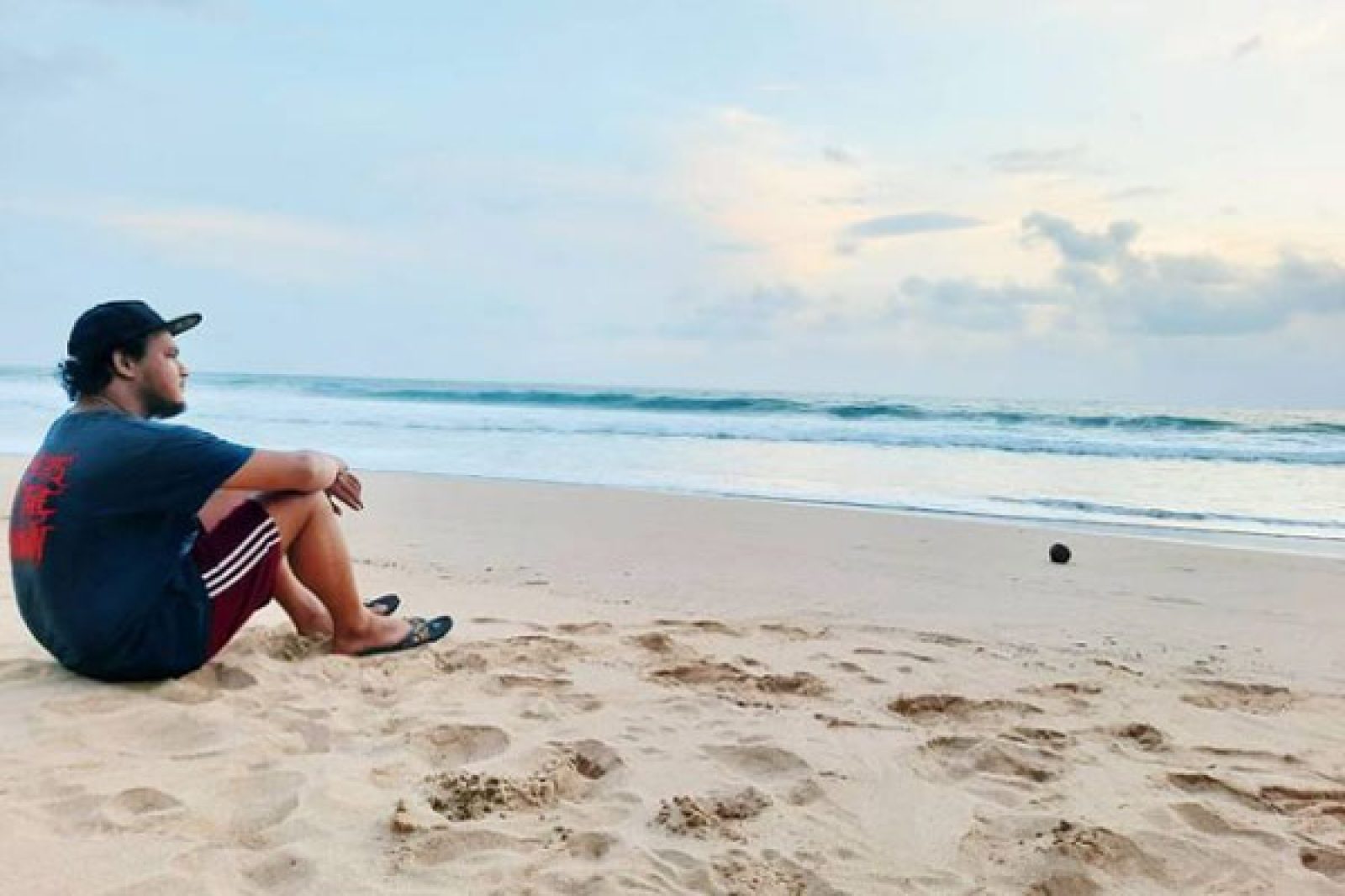 Pantai Ujung Genteng Sukabumi