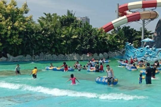 Wonderland Adventure Water Park