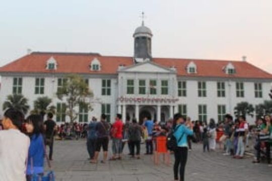 Kota Bau Tanah: Momen Historis Batavia Yang Tak Boleh Dilewatkan!