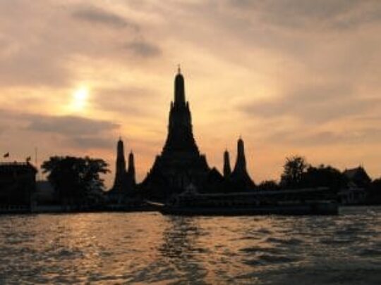 15 Kawasan Wisata Di Bangkok Yang Wajib Dikunjungi