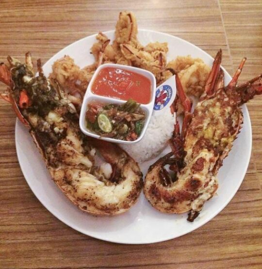 12 Rekomendasi Seafood Lezat Di Jakarta