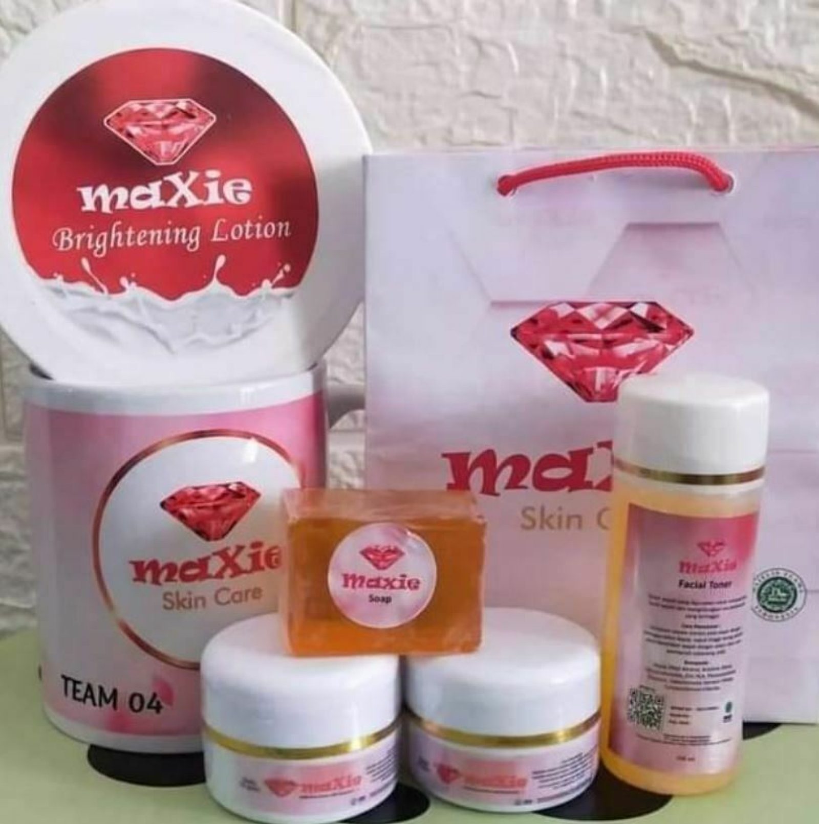 Cream Maxie Glow Apakah Telah Bpom Dan Kondusif? Cek Update Terbarunya!