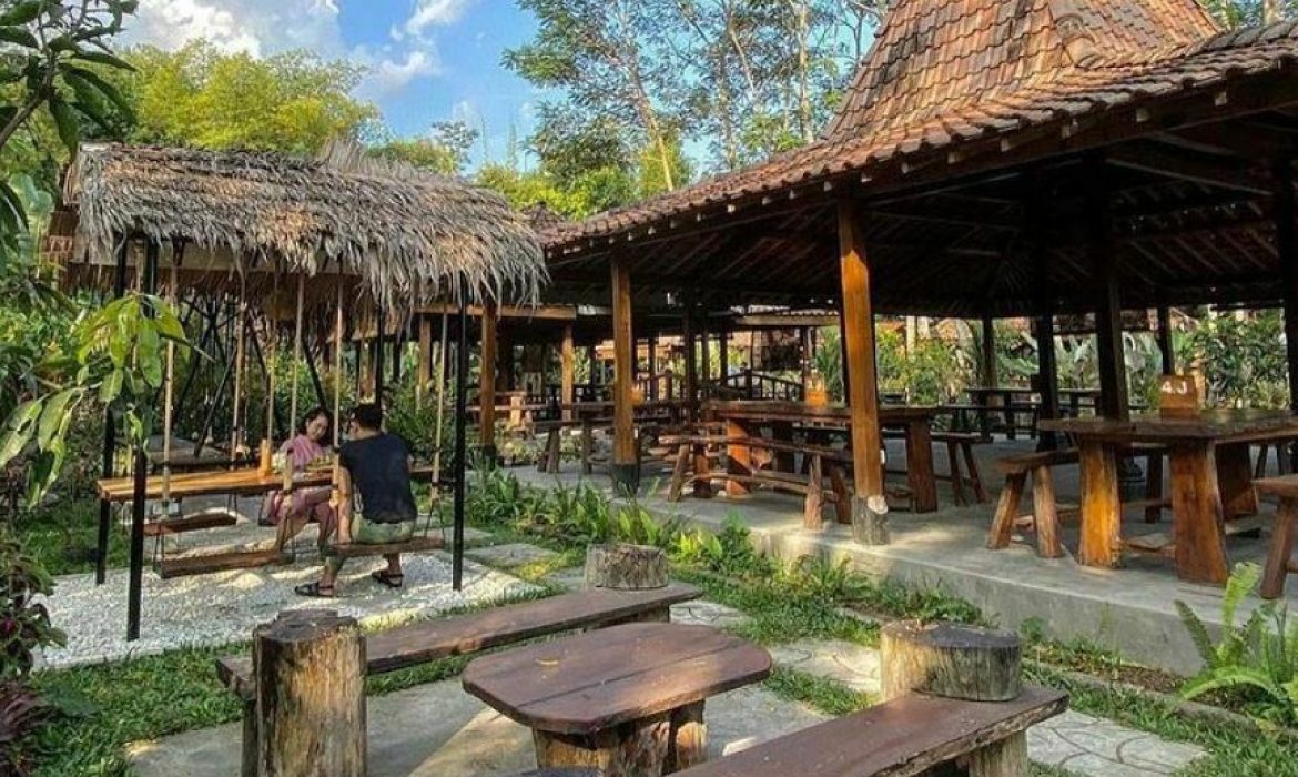 15 Usulan Tempat Makan Keluarga Di Jogja