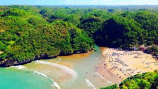 21 Pantai Di Gunungkidul, Jogja Yang Wajib Dikunjungi