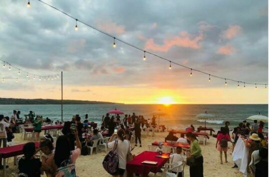 Pantai Jimbaran Bali, Harga Masakan Sampai Tiket Masuk