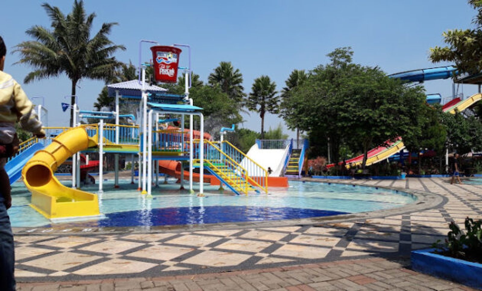 12 Anjuran  Waterboom Di Bandung Paling Terkenal