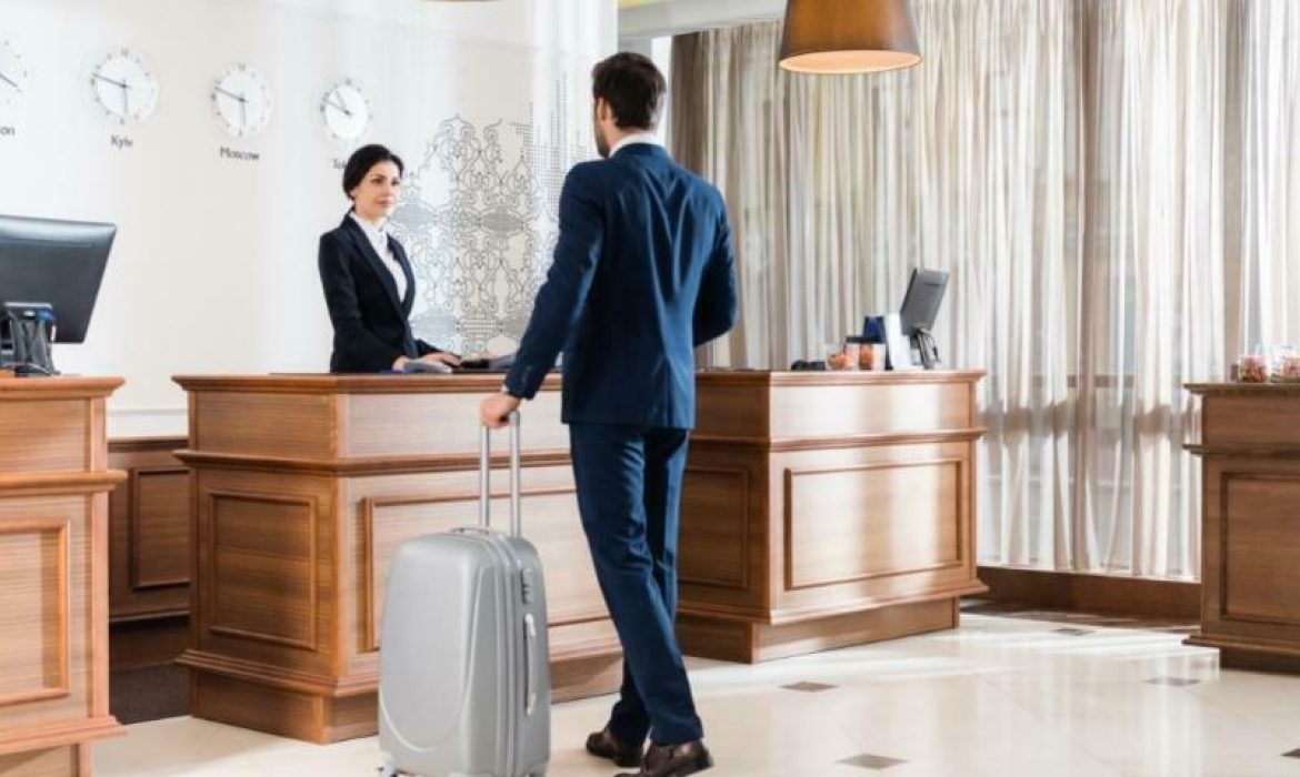 Front Desk Agent Adalah, Pemahaman Dan Peran-Tugasnya