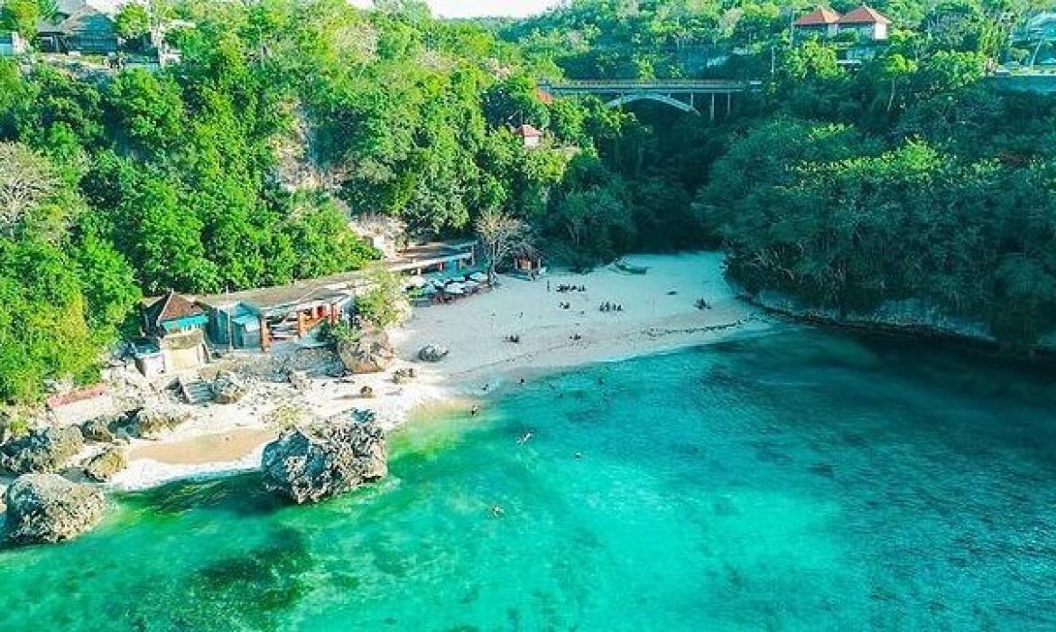 Pantai Labuan Sait: Lokasi, Daya Tarik, Serta Harga Tiket Masuknya