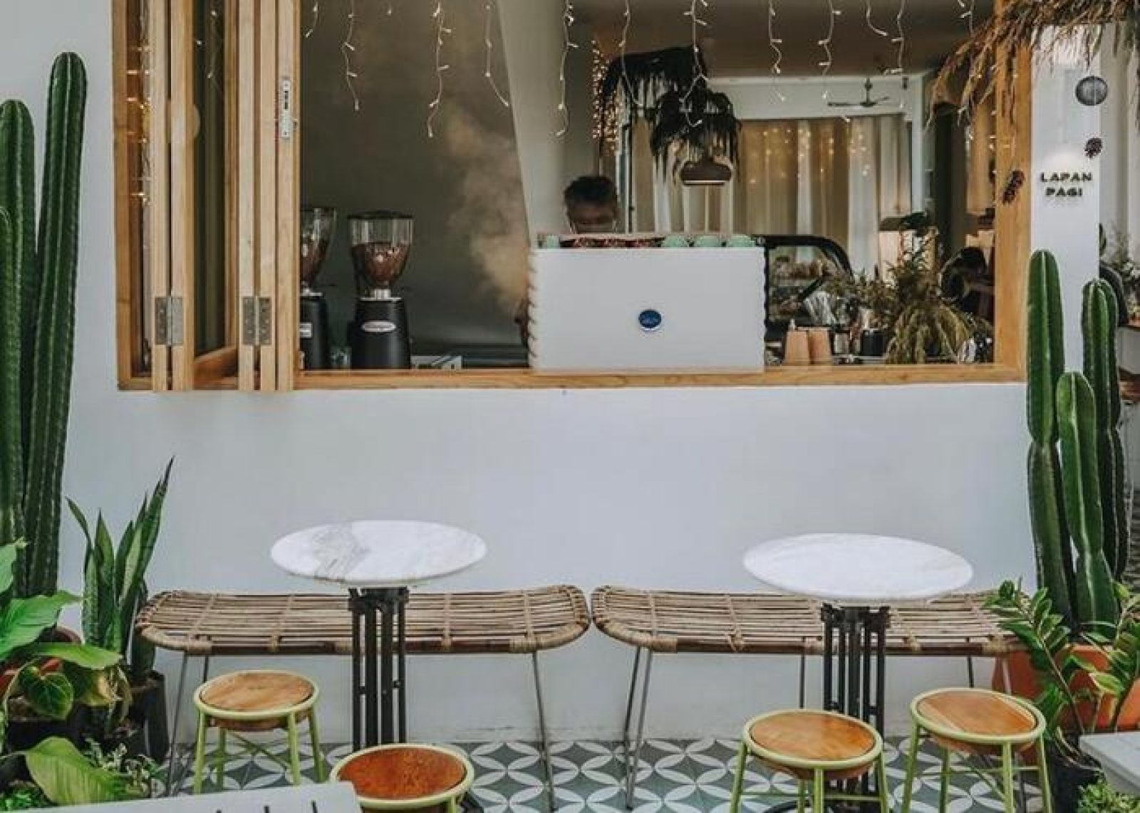 10 Cafe Di Bsd Instagramable Dan Aesthetic! Cobain Yuk!