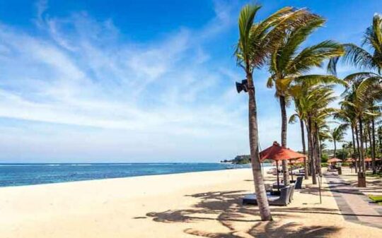 Tilik Kecantikan Pantai Nusa Dua Yang Eksotis & Paling Higienis Di Bali