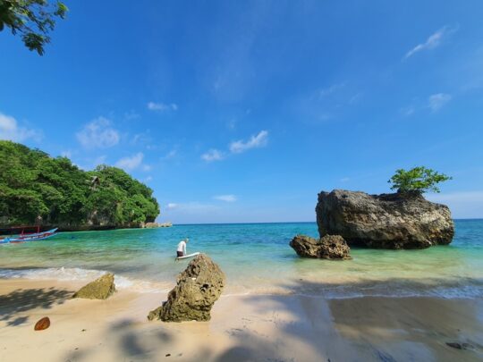 Pantai Padang Padang, Pantai Indah Dengan Pemandangan Alam Eksotis Di Bali