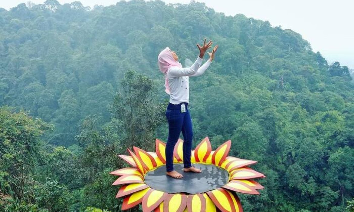 Ranggon Hills Wisata Alam Hits & Spot Foto Kekinian Di Bogor