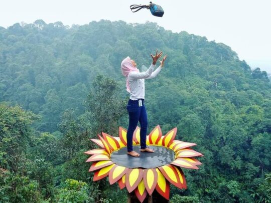 Ranggon Hills Wisata Alam Hits & Spot Foto Kekinian Di Bogor
