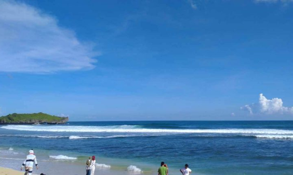 Wisata Pantai Slili Gunung Kidul Jogja: Kegiatan, Rute, Harga Tiket Masuk