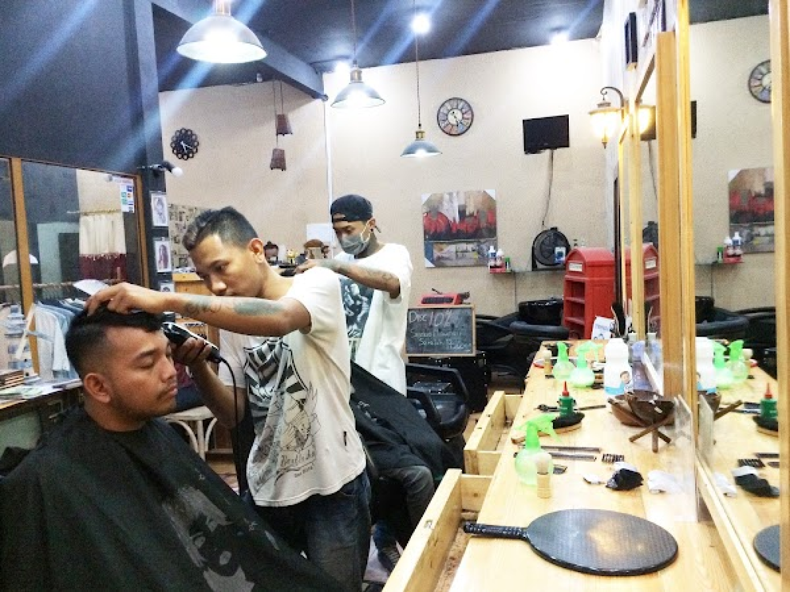 10 Saran Barbershop Semarang Yang Dijamin Bikin Tampan