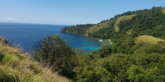 Pantai Pulisan, Pantai Eksotis Dengan Keindahan Bawah Lautnya Di Minahasa