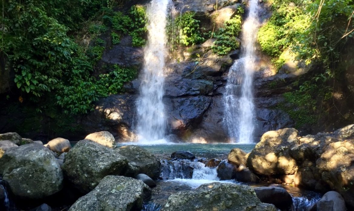 Air Terjun Juwuk Elok, Penderasan Kembar Dengan Spot Foto Instagramable Di Bali