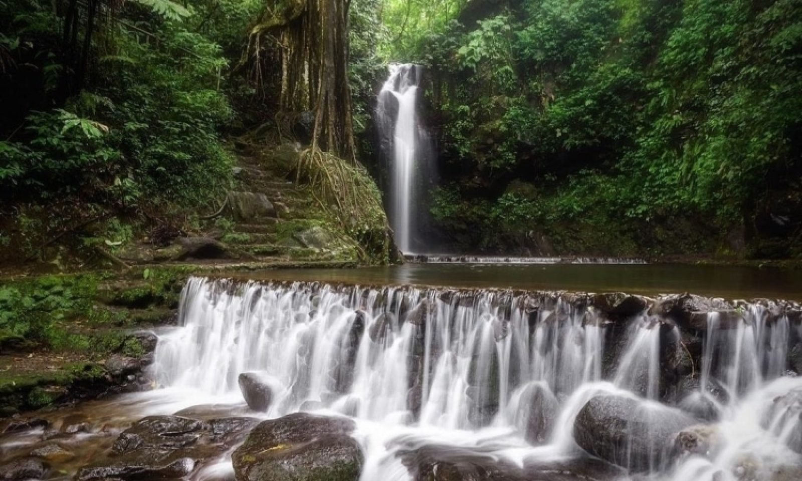Curug Putri Palutungan, Jeram Indah Yang Berbalut Legenda Di Kuningan