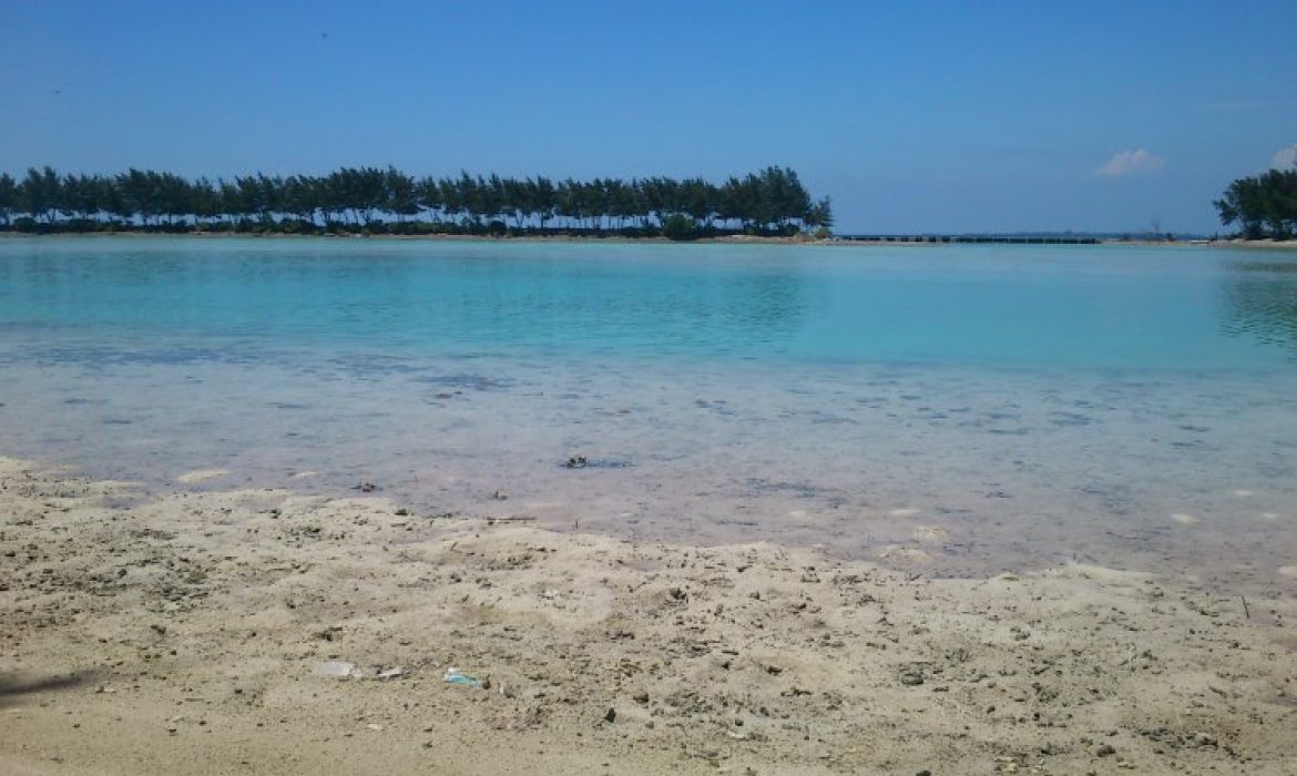 Keindahan Pulau Payung, Destinasi Favorit Para Pecinta Snorkeling