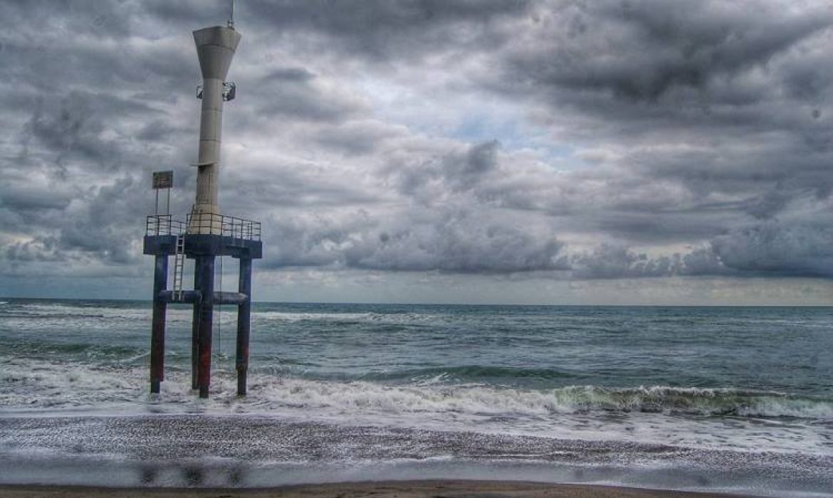 Pantai Apra Sindangbarang Cianjur – Daya Tarik, Acara Liburan, Lokasi & Harga Tiket