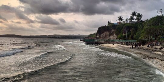 Pesona Pantai Dato, Nirwana Maritim Tersembunyi Nan Eksotis Di Majene
