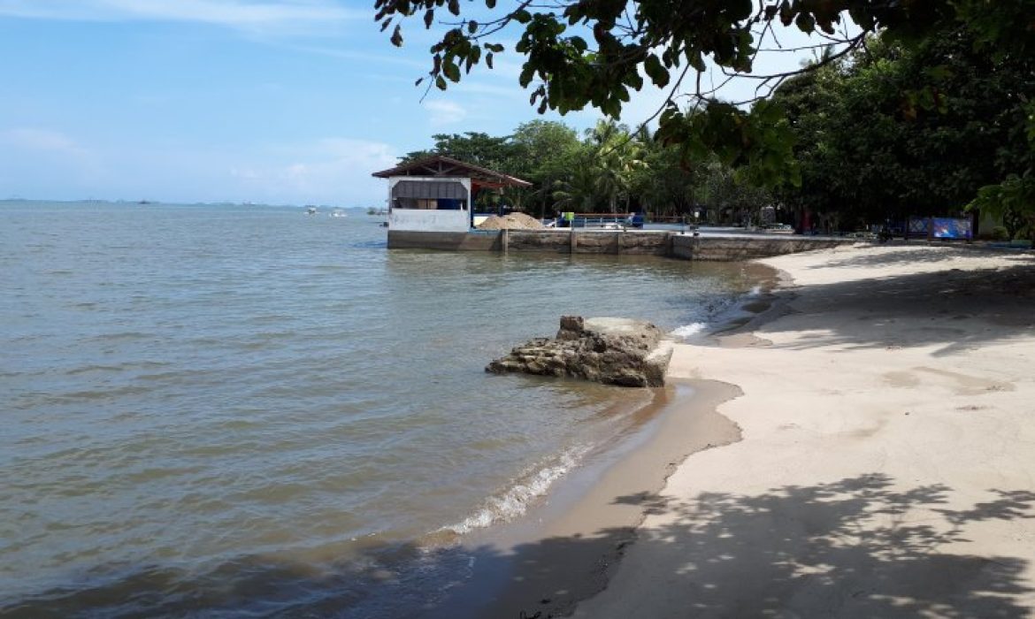 Pantai Labombo Palopo – Pesona, Acara Piknik, Lokasi & Harga Tiket