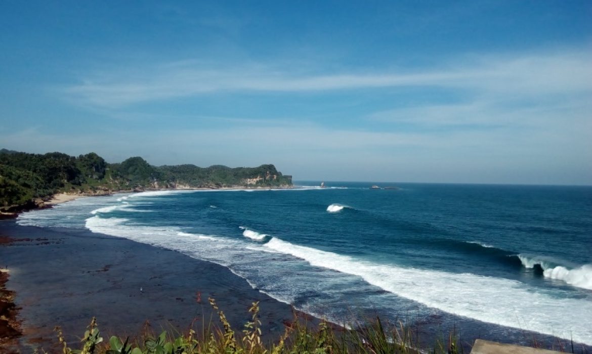 Pantai Nampu Wonogiri – Daya Tarik, Acara Liburan, Lokasi & Harga Tiket