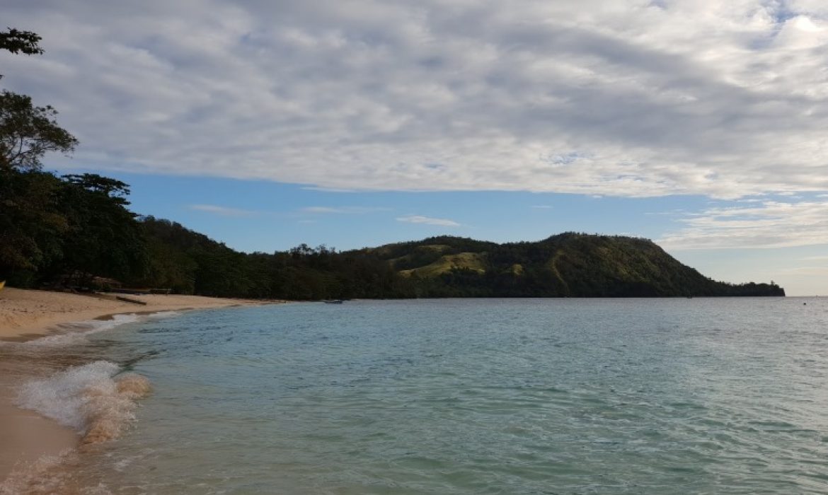 Pantai Paal Minahasa, Pantai Indah Dengan View Sunset Yang Mempesona