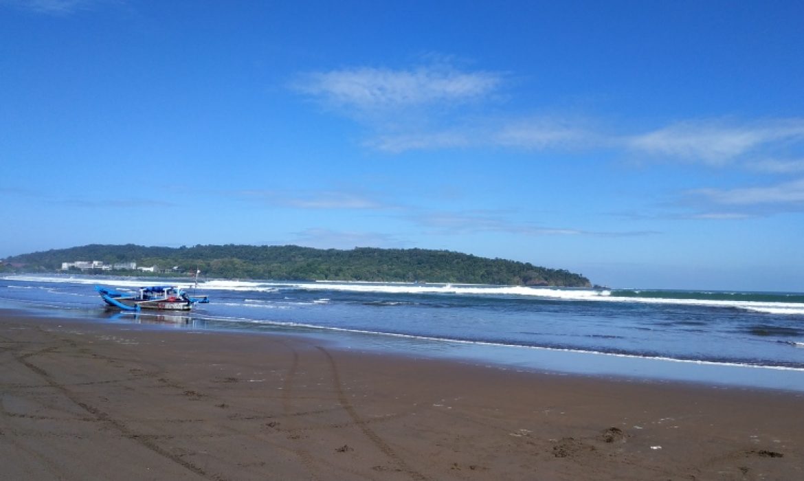 Pantai Pangandaran – Pesona, Kegiatan Piknik, Lokasi & Harga Tiket