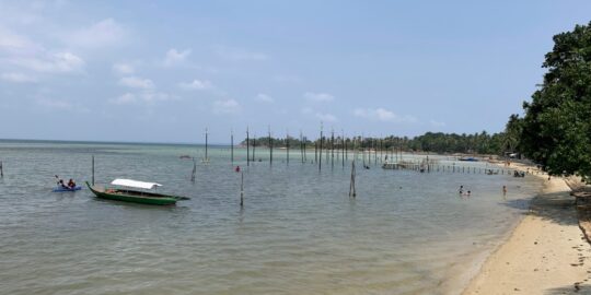Pantai Payung, Spot Terbaik Menikmati Keindahan Sunset & Sunrise Di Batam